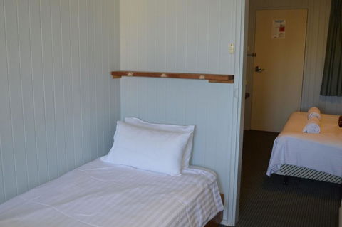 5 Lakeview Plaza - Accommodation Whitsundays 2