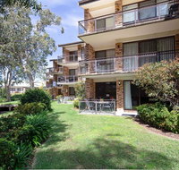 57 'BAY PARKLANDS' 2 GOWRIE AVE - GROUND FLOOR UNIT WITH POOL TENNIS COURT  AIRCON