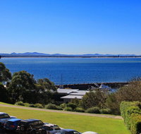6 'Portofino' 7 Laman Street - Superb Water Views and only 1 minute walk into the heart of town