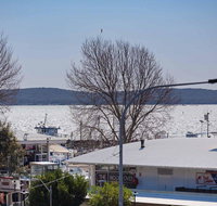 6 'Tradewinds' 110 Victoria Parade - excellent CBD location with water views