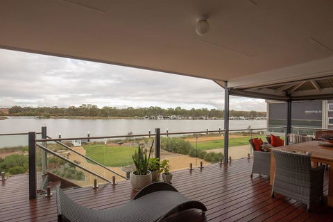 64 Marina Way, Mannum - Accommodation Whitsundays 3
