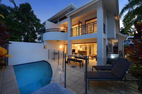 7 Templemoon - Accommodation Whitsundays 0
