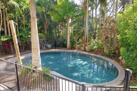 8 Springfield Avenue - Pet Friendly, Linen Included - Accommodation Whitsundays 1