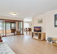 8c Norburn Avenue - great family budget holiday