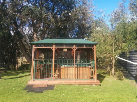 90 Mile Beach Escape - Accommodation Whitsundays 2