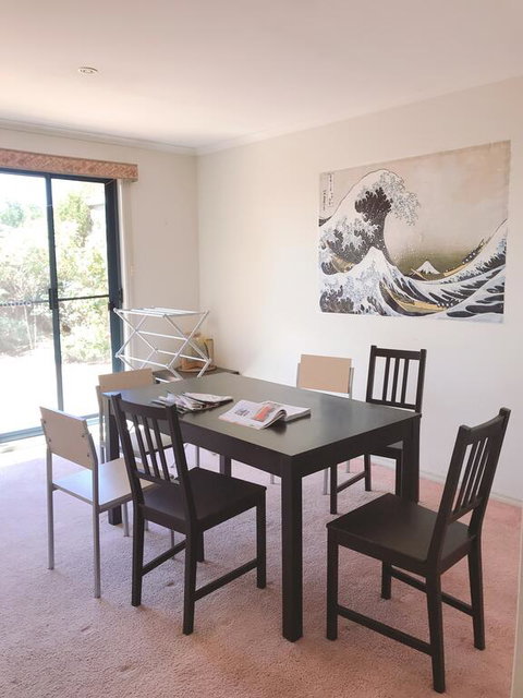 A Clean Private Room, Bruce - Accommodation Whitsundays 3