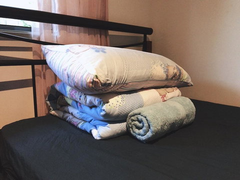 A Clean Private Room, Bruce - Accommodation Whitsundays 2