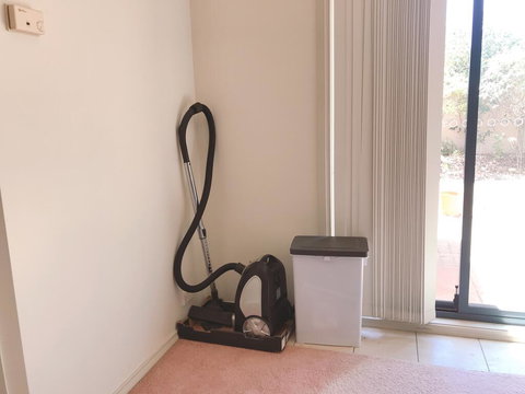 A Clean Private Room, Bruce - Accommodation Whitsundays 1