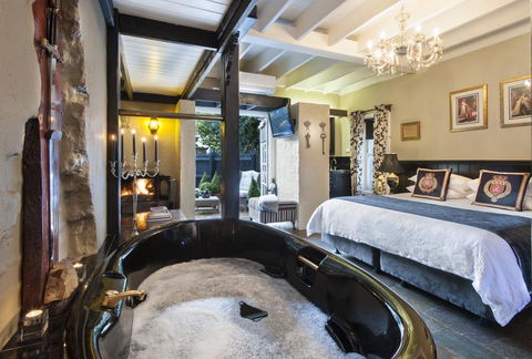 A Loft In The Mill Boutique Accommodation - Accommodation Whitsundays 3