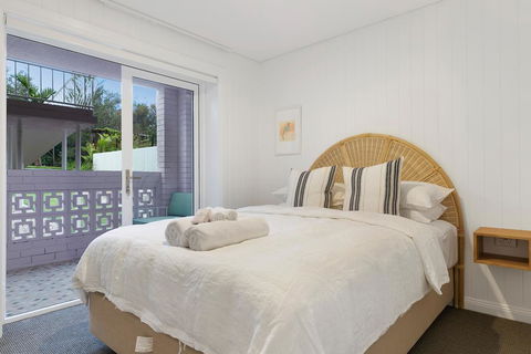 A PERFECT STAY - Sunset Beach - Surfside - Accommodation Whitsundays 3
