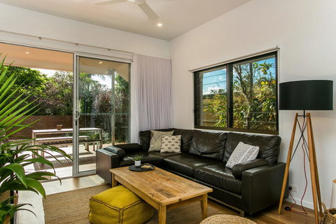 A SWEET ESCAPE - Alcorn House - Accommodation Whitsundays 3