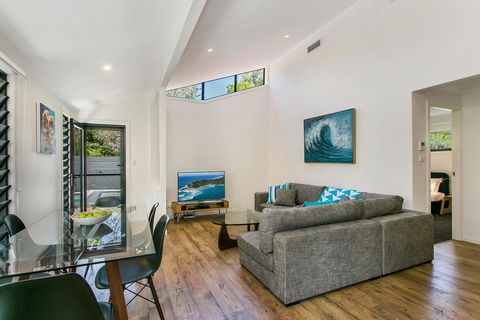 A SWEET ESCAPE - At The Beach - Accommodation Whitsundays 3