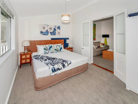 A Touch Of The Bahamas On McKenzie MK3 - Accommodation Whitsundays 2