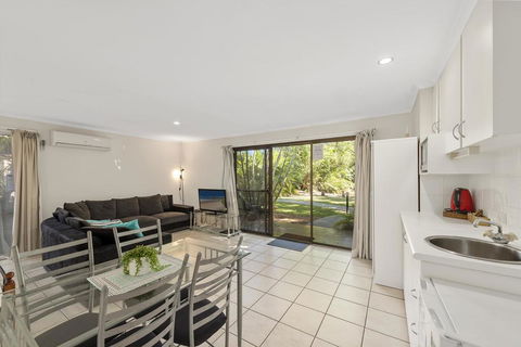 Aanuka Tropical Spa Bure - Accommodation Whitsundays 0
