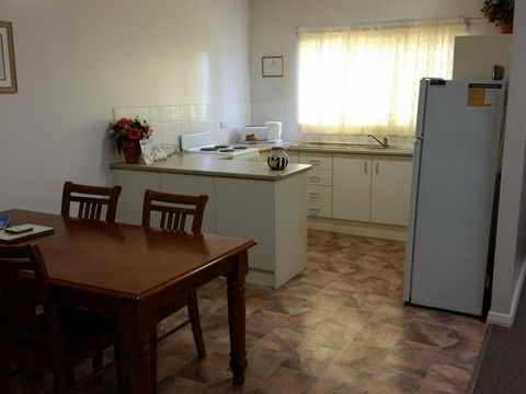 About Town Cottages - Accommodation Whitsundays 3
