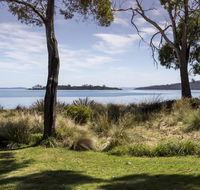 Abs by the Bay - Accommodation Whitsundays