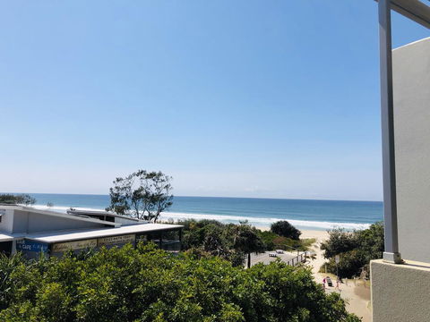 Absolute Beachfront - Cabarita Beach - Ocean Views - 3 Bed Apartment - Accommodation Whitsundays 0