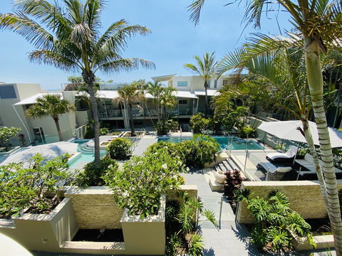 Absolute Beachfront Cabarita Beach - 2 Bed With Pool Views - Accommodation Whitsundays 0