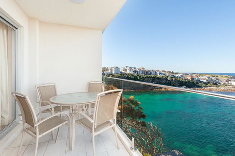 Absolute Water Front Coogee!!! - Accommodation Whitsundays 2