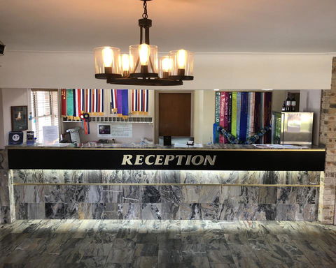 Acacia Motor Lodge - Accommodation Whitsundays 1
