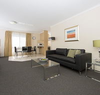 Accommodate Canberra - Kingston Court - Accommodation Whitsundays