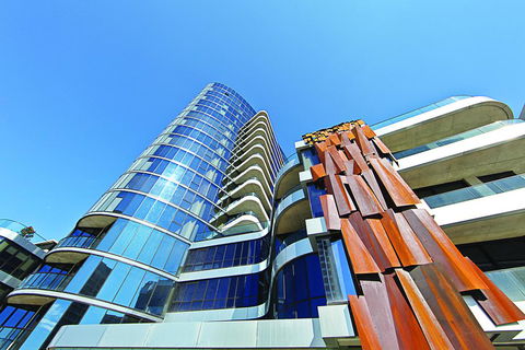 Accommodate Canberra- The Apartments Canberra City - Accommodation Whitsundays 1