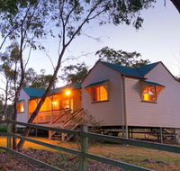 Accommodation Creek Cottages  Sundown View Suites - Accommodation Whitsundays