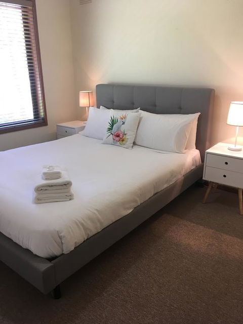 Acorn Lodge - Accommodation Whitsundays 3