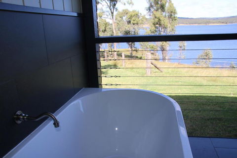 Dusty Hill Vineyard - Moffatdale - Accommodation Whitsundays 3