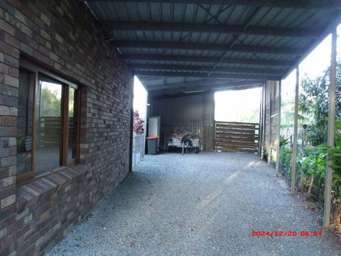 Emerald Tropical Palms B & B - Accommodation Whitsundays 3