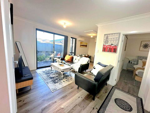 Entire 2br, Hideaway - Accommodation Whitsundays 0
