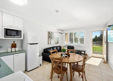 Ernora Court - Accommodation Whitsundays 1