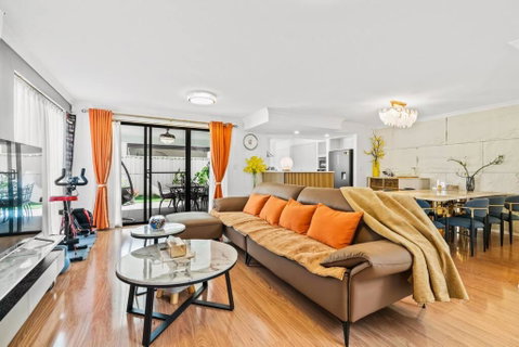 Equitice Autumn Moonlight Villa - Accommodation Whitsundays 0