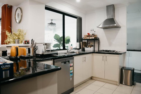 Equitice Autumn Moonlight Villa - Accommodation Whitsundays 1