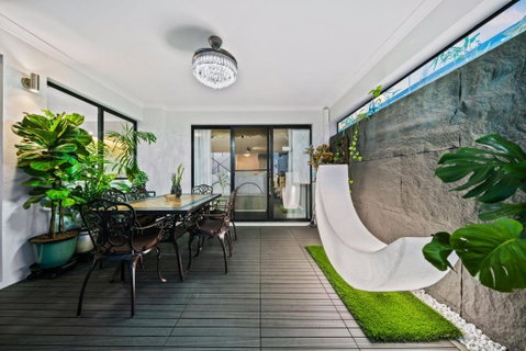 Equitice Winter Moonlight Villa - Accommodation Whitsundays 3