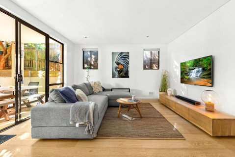Fab Bondi 2-Bed With Courtyard & Alfresco Dining - Accommodation Whitsundays 2