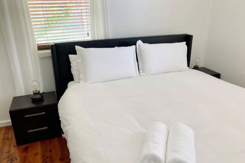 Fieldsend Cottage - Accommodation Whitsundays 2