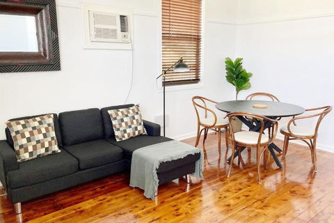Fieldsend Cottage - Accommodation Whitsundays 3