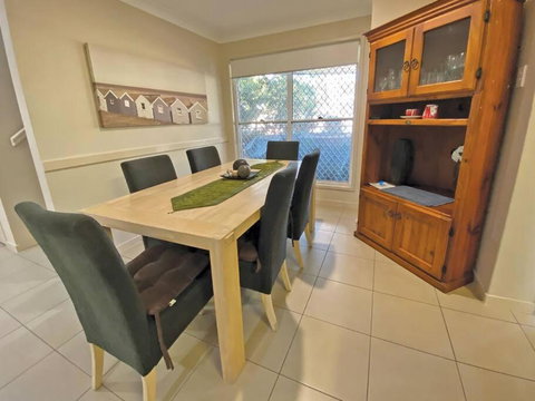 FLIP FLOP INN - Accommodation Whitsundays 4