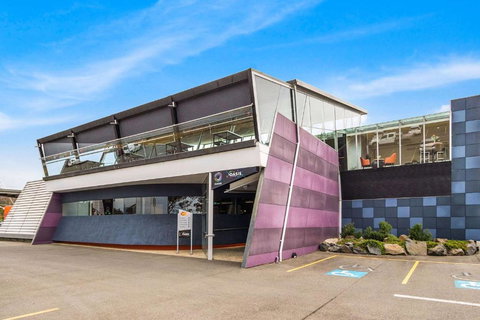 Foreshore Hotel - Accommodation Whitsundays 1