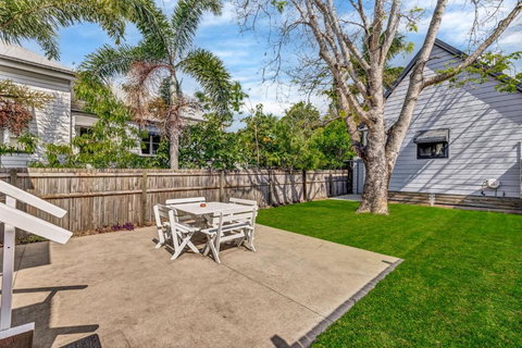 Gabba Central House 3BR2Bath Pets - Accommodation Whitsundays 0