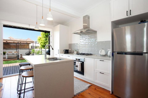 Garden Oasis Sydenham - Accommodation Whitsundays 0