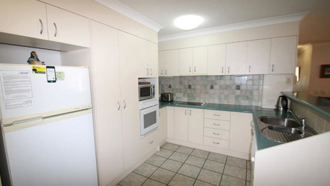 Golf Beach Comfort - Accommodation Whitsundays 3