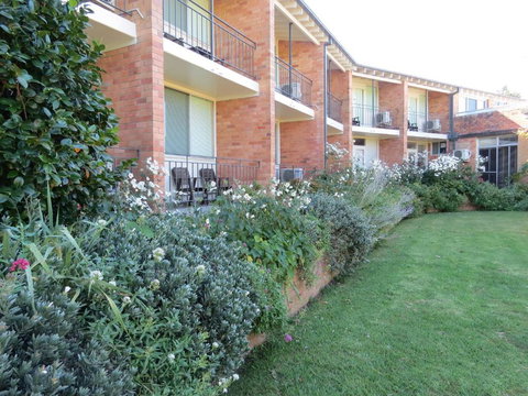 Golfview Lodge - Accommodation Whitsundays 4