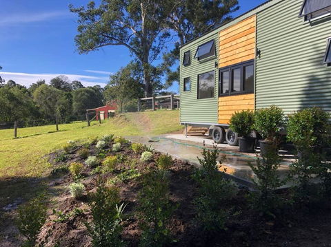 Gorgeous 2 Bedroom Tiny House Noosa Hinterland - Accommodation Whitsundays 1