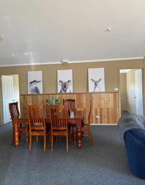 Great Lakes Wilderness Three Bedroom Home - Accommodation Whitsundays 1