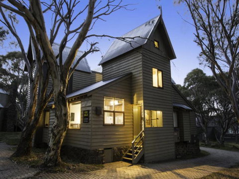 Gundy Lodge - Accommodation Whitsundays 0