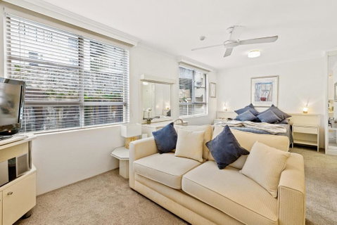 HENRY12 Self- Catering - Accommodation Whitsundays 1