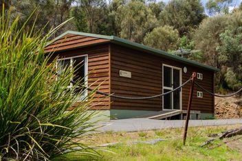 Hobart Bush Cabins with Accommodation Whitsundays