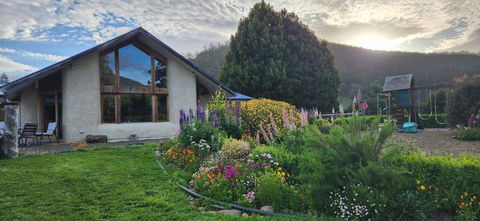 Huon Valley Retreat In Nicholls Rivulet - Accommodation Whitsundays 2